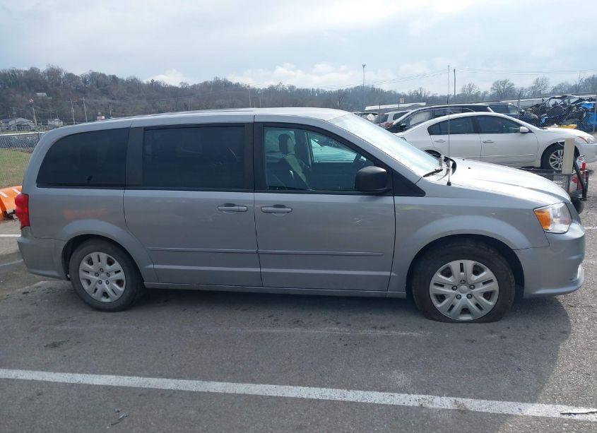 Photo 13 of 2016 Dodge Grand CARAVAN SE (VIN 2C4RDGBG8GR387332)