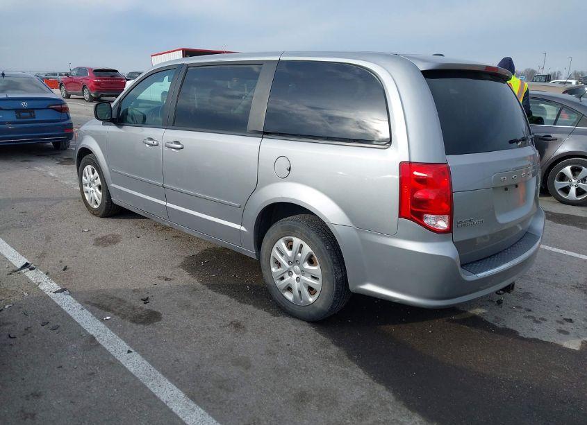 Photo 3 of 2016 Dodge Grand CARAVAN SE (VIN 2C4RDGBG8GR387332)
