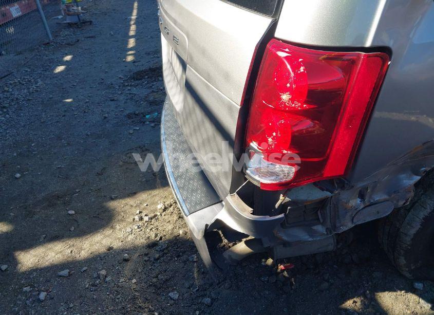 Photo 6 of 2018 Dodge Grand CARAVAN SE (VIN 2C4RDGBG8JR165980)