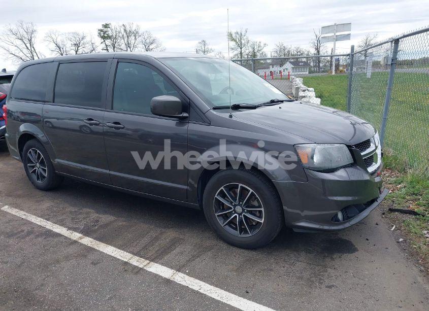 2018 Dodge Grand CARAVAN SE PLUS (VIN 2C4RDGBG8JR220458) main photo