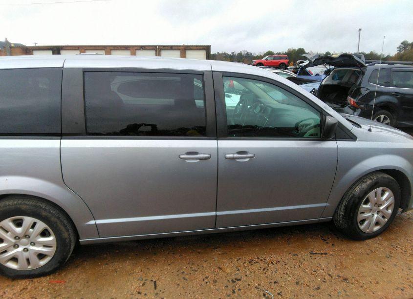 Photo 13 of 2018 Dodge Grand CARAVAN SE (VIN 2C4RDGBG8JR224879)