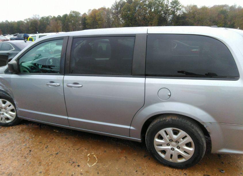 Photo 14 of 2018 Dodge Grand CARAVAN SE (VIN 2C4RDGBG8JR224879)