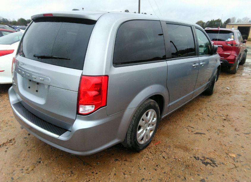 Photo 4 of 2018 Dodge Grand CARAVAN SE (VIN 2C4RDGBG8JR224879)