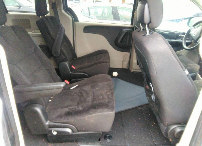 Photo 8 of 2018 Dodge Grand CARAVAN SE (VIN 2C4RDGBG8JR224879)