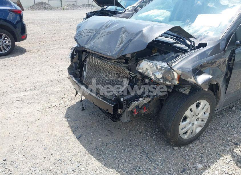 Photo 6 of 2019 Dodge Grand CARAVAN SE (VIN 2C4RDGBG8KR745540)