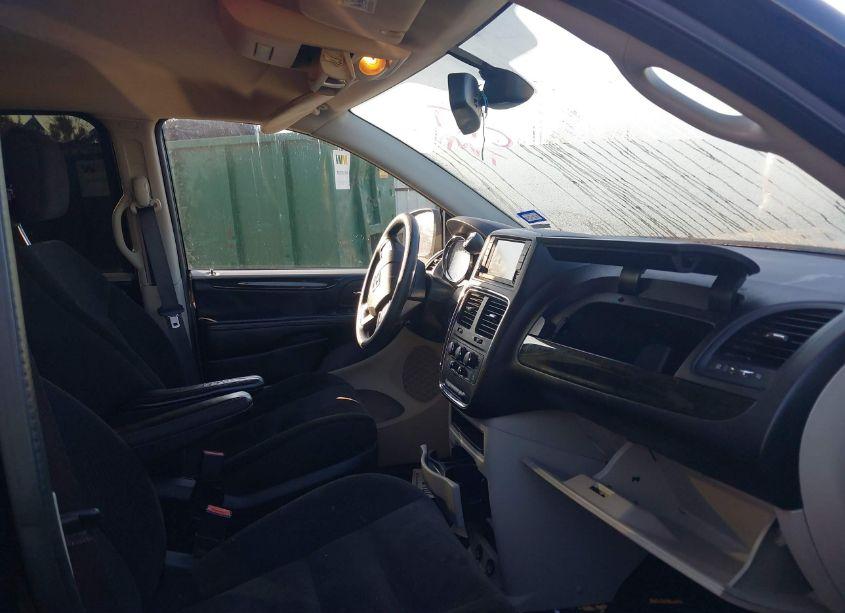 Photo 5 of 2019 Dodge Grand CARAVAN SE (VIN 2C4RDGBG8KR770390)