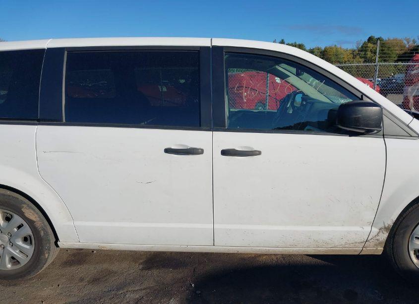 Photo 13 of 2019 Dodge Grand CARAVAN SE (VIN 2C4RDGBG8KR792308)