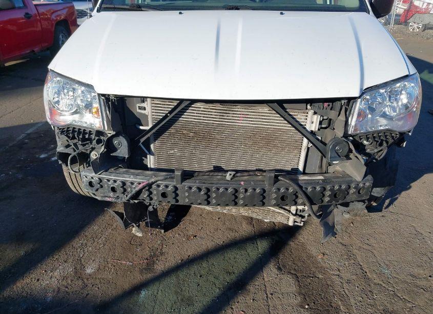 Photo 6 of 2019 Dodge Grand CARAVAN SE (VIN 2C4RDGBG8KR792308)