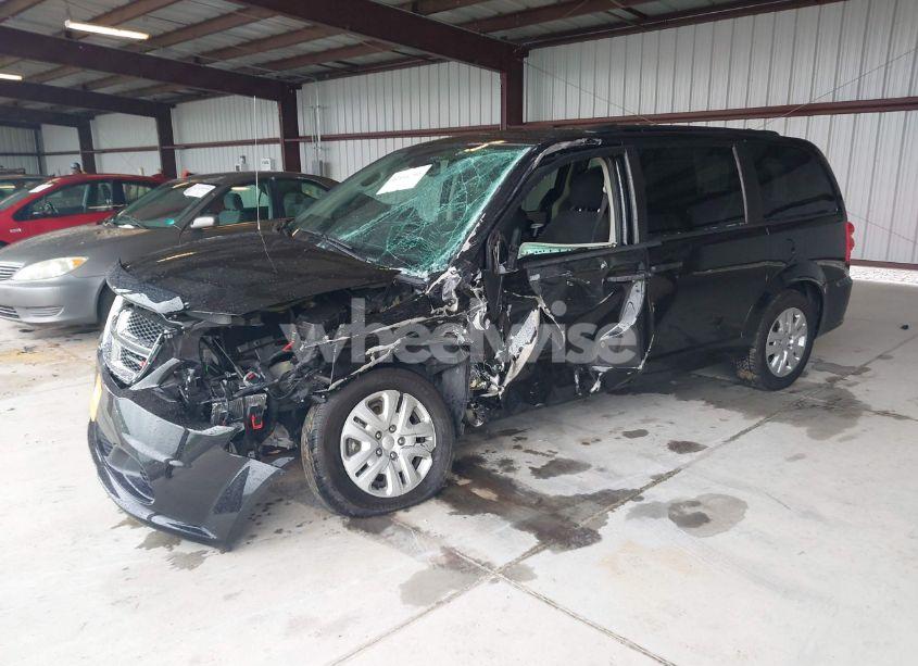 Photo 2 of 2019 Dodge Grand CARAVAN SE (VIN 2C4RDGBG8KR805963)
