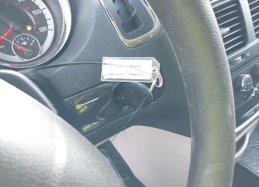 Photo 11 of 2019 Dodge Grand CARAVAN SE (VIN 2C4RDGBG8KR806272)