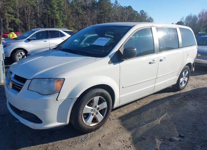 Photo 2 of 2013 Dodge Grand CARAVAN SE (VIN 2C4RDGBG9DR600526)