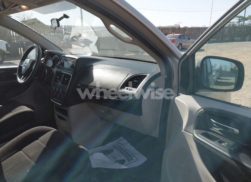 Photo 5 of 2013 Dodge Grand CARAVAN SE (VIN 2C4RDGBG9DR600686)