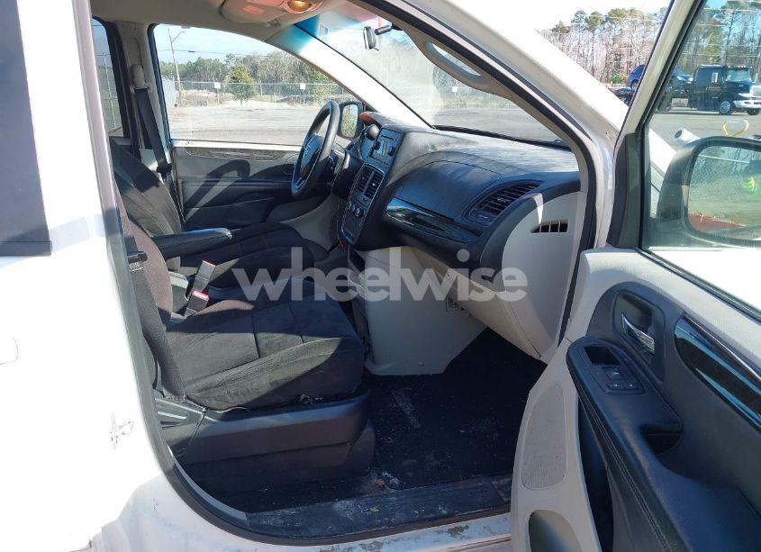 Photo 5 of 2013 Dodge Grand CARAVAN SE (VIN 2C4RDGBG9DR609761)