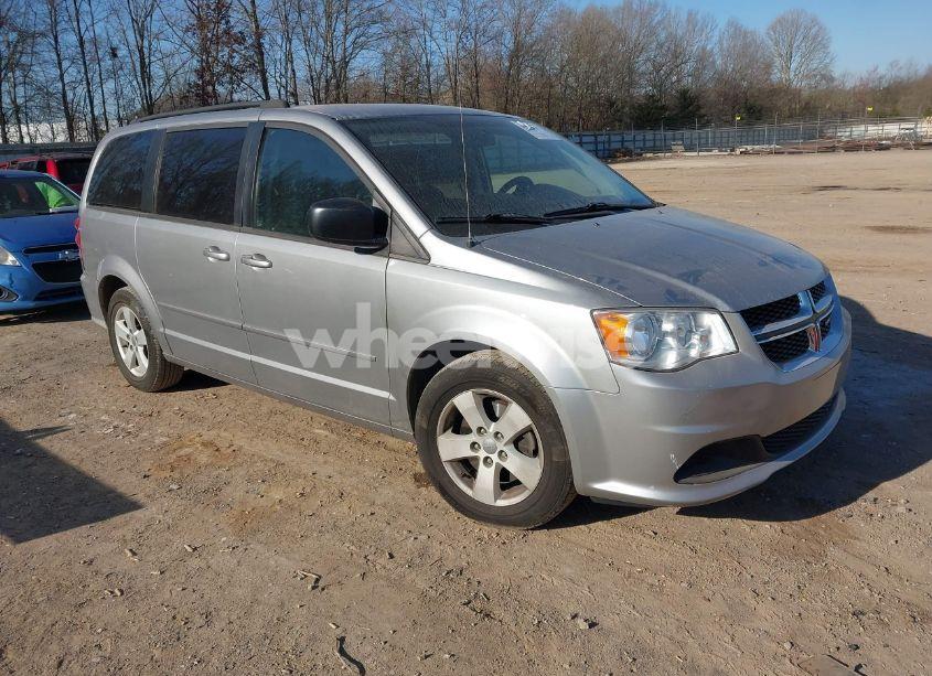 2013 Dodge Grand CARAVAN SE (VIN 2C4RDGBG9DR662802) main photo