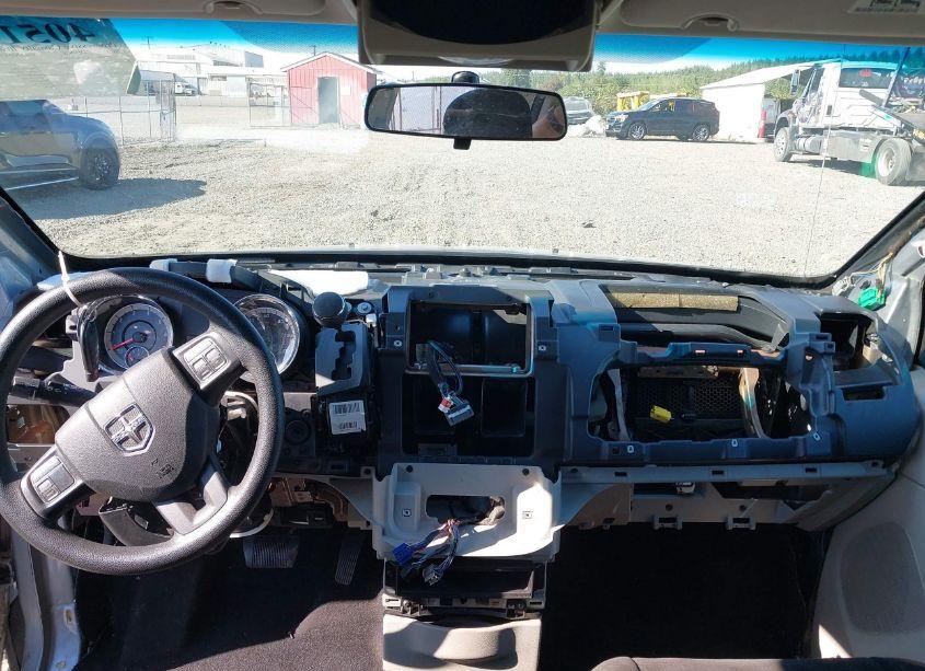 Photo 6 of 2013 Dodge Grand CARAVAN SE (VIN 2C4RDGBG9DR735957)