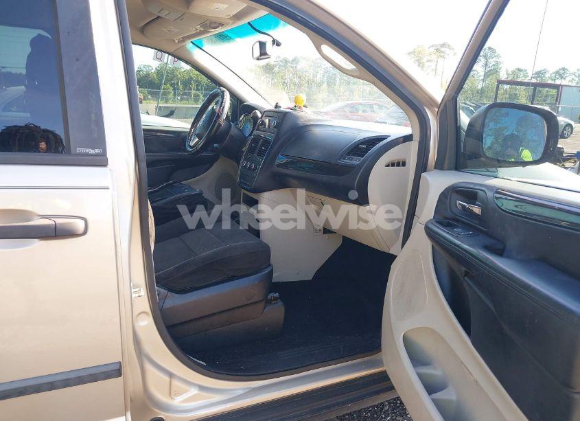 Photo 5 of 2014 Dodge Grand CARAVAN AMERICAN VALUE PKG (VIN 2C4RDGBG9ER161183)