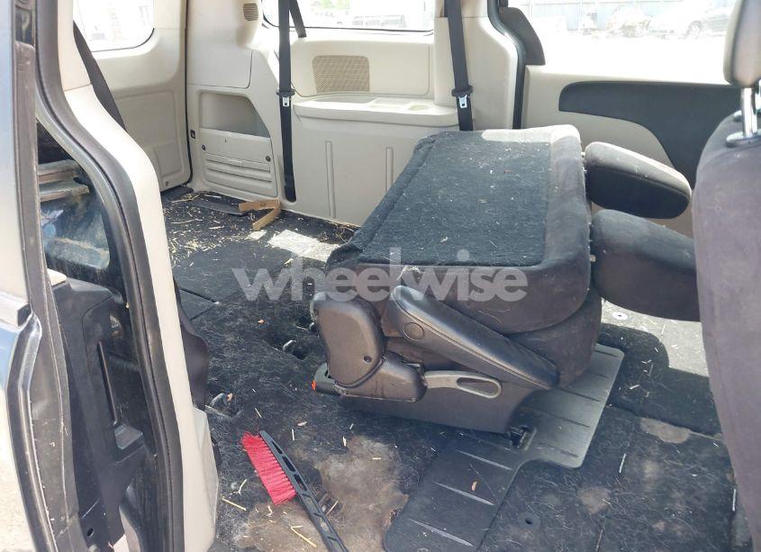 Photo 8 of 2014 Dodge Grand CARAVAN AMERICAN VALUE PKG (VIN 2C4RDGBG9ER222869)