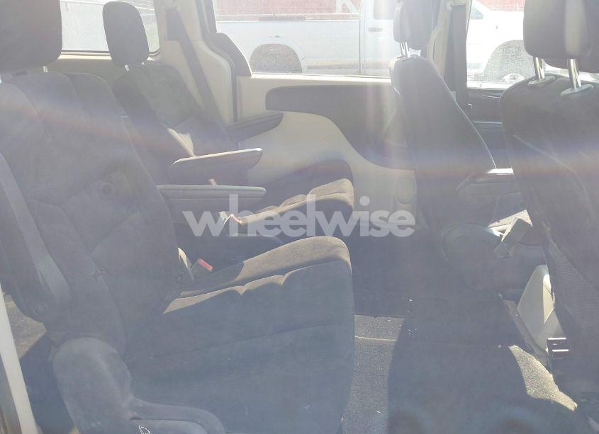 Photo 8 of 2014 Dodge Grand CARAVAN SE (VIN 2C4RDGBG9ER332322)