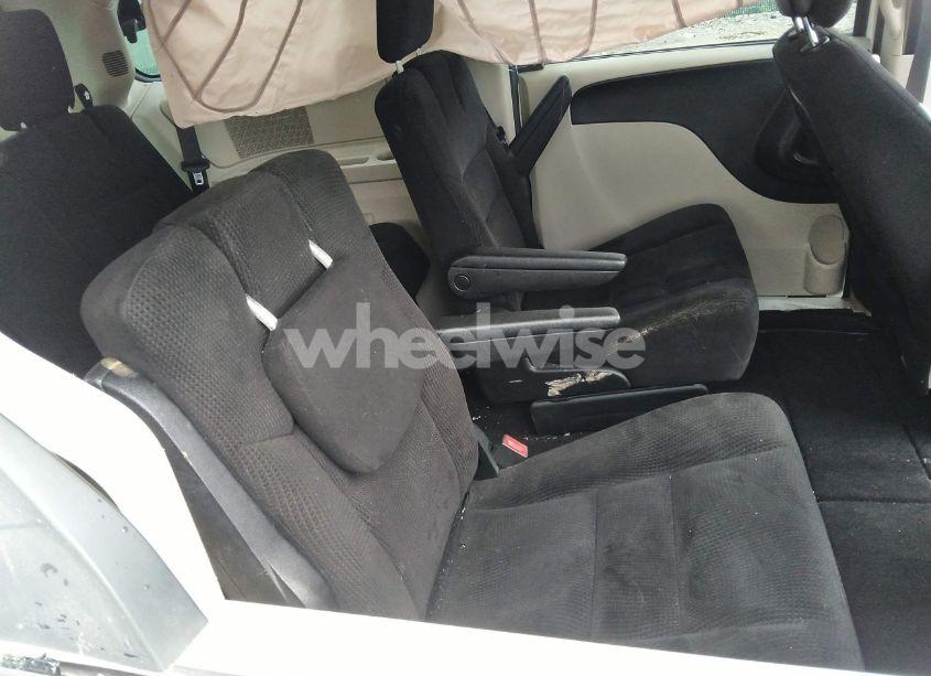 Photo 8 of 2014 Dodge Grand CARAVAN AVP/SE (VIN 2C4RDGBG9ER393122)