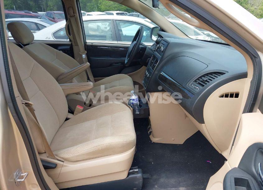 Photo 5 of 2014 Dodge Grand CARAVAN AMERICAN VALUE PKG (VIN 2C4RDGBG9ER457546)