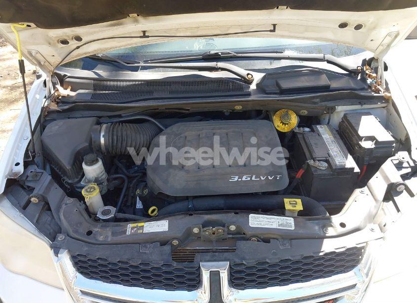 Photo 10 of 2014 Dodge Grand CARAVAN AMERICAN VALUE PKG (VIN 2C4RDGBG9ER470118)