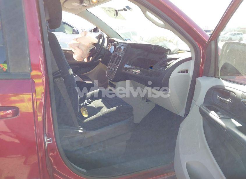 Photo 5 of 2014 Dodge Grand CARAVAN SE (VIN 2C4RDGBG9ER471026)