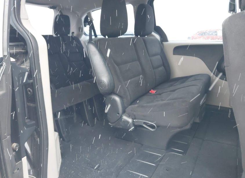 Photo 8 of 2015 Dodge Grand CARAVAN AMERICAN VALUE PKG (VIN 2C4RDGBG9FR569457)
