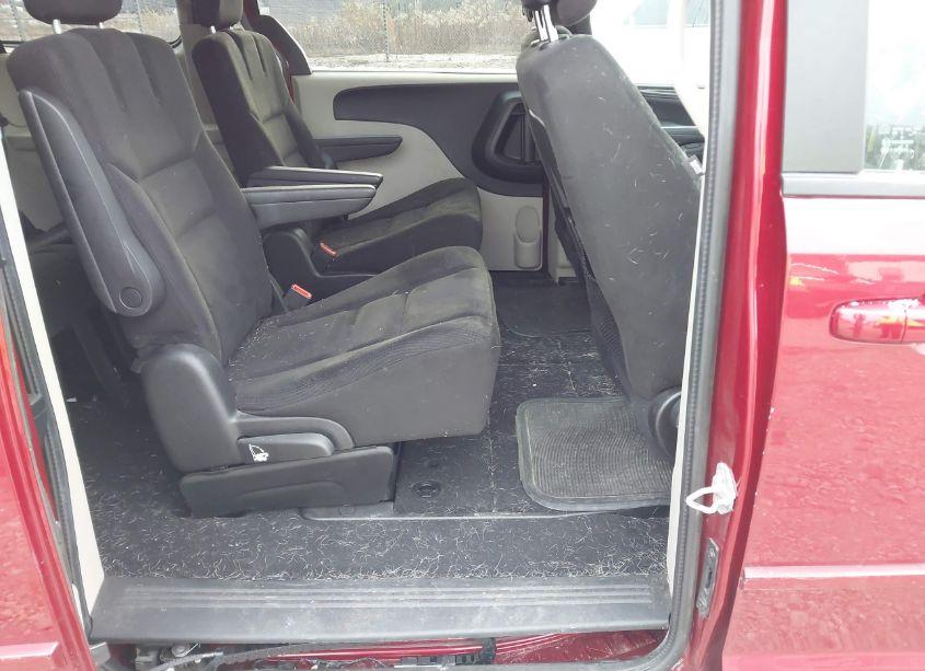 Photo 8 of 2015 Dodge Grand CARAVAN SE (VIN 2C4RDGBG9FR668635)