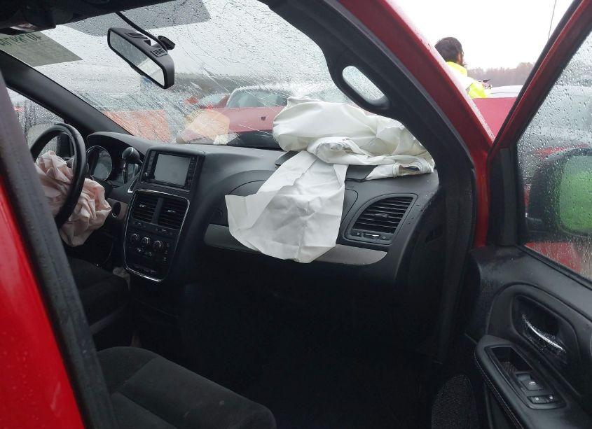 Photo 5 of 2015 Dodge Grand CARAVAN SE (VIN 2C4RDGBG9FR683586)