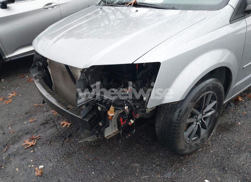 Photo 12 of 2015 Dodge Grand CARAVAN SE PLUS (VIN 2C4RDGBG9FR689971)