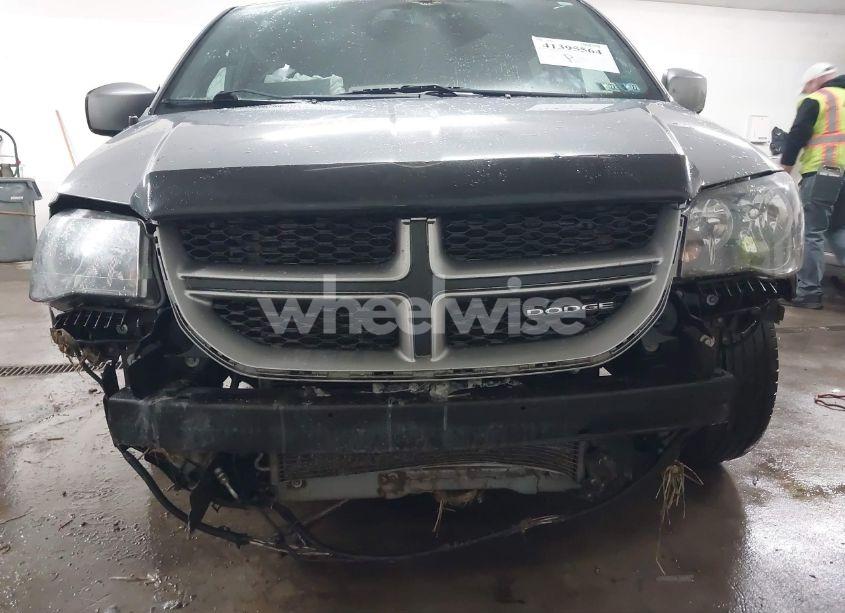 Photo 6 of 2015 Dodge Grand CARAVAN SE PLUS (VIN 2C4RDGBG9FR703691)