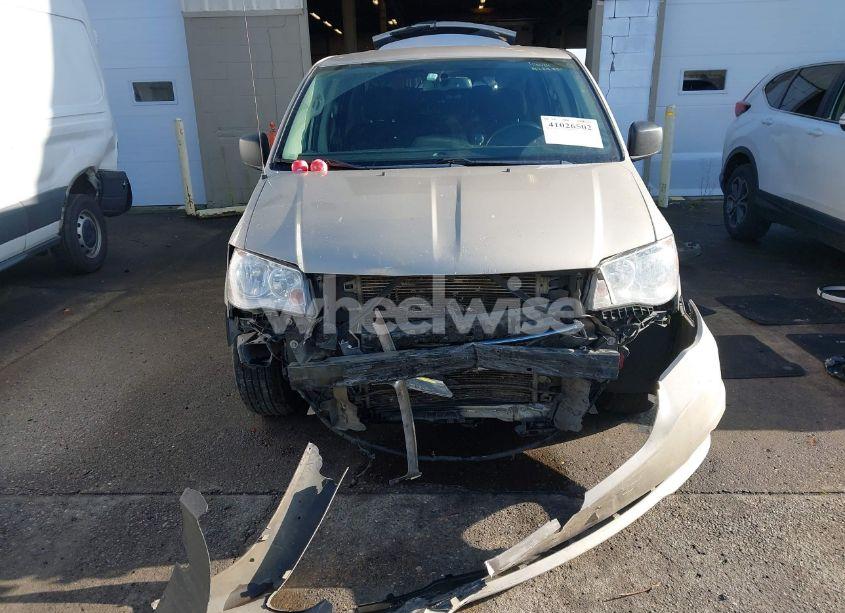 Photo 6 of 2015 Dodge Grand CARAVAN SE (VIN 2C4RDGBG9FR724878)