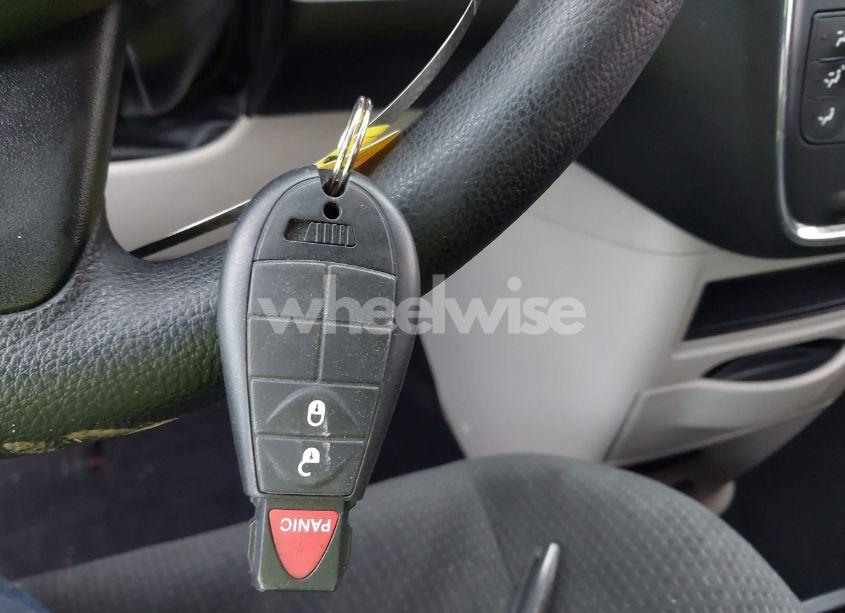 Photo 11 of 2016 Dodge Grand CARAVAN SE (VIN 2C4RDGBG9GR100757)