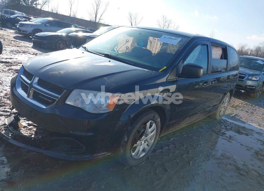 Photo 2 of 2016 Dodge Grand CARAVAN SE (VIN 2C4RDGBG9GR100757)