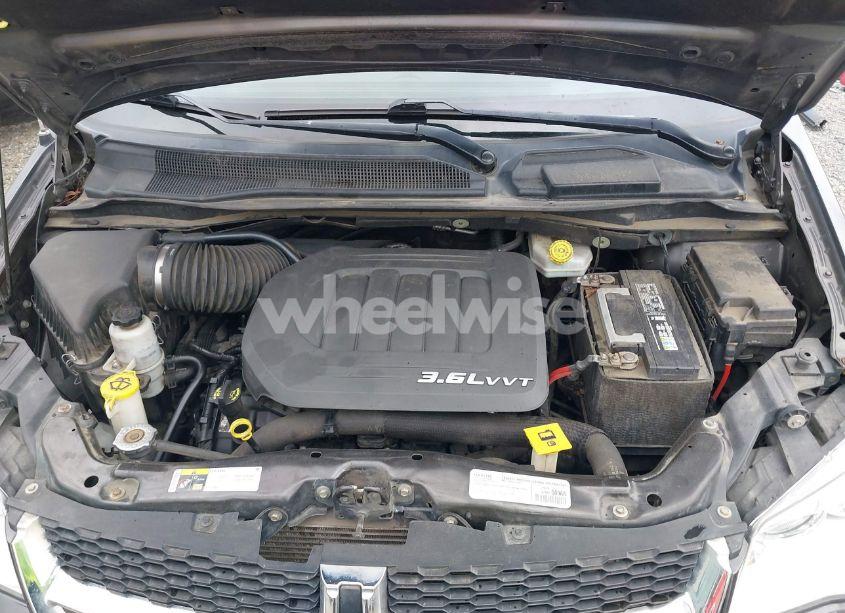 Photo 10 of 2016 Dodge Grand CARAVAN AMERICAN VALUE PKG (VIN 2C4RDGBG9GR116845)