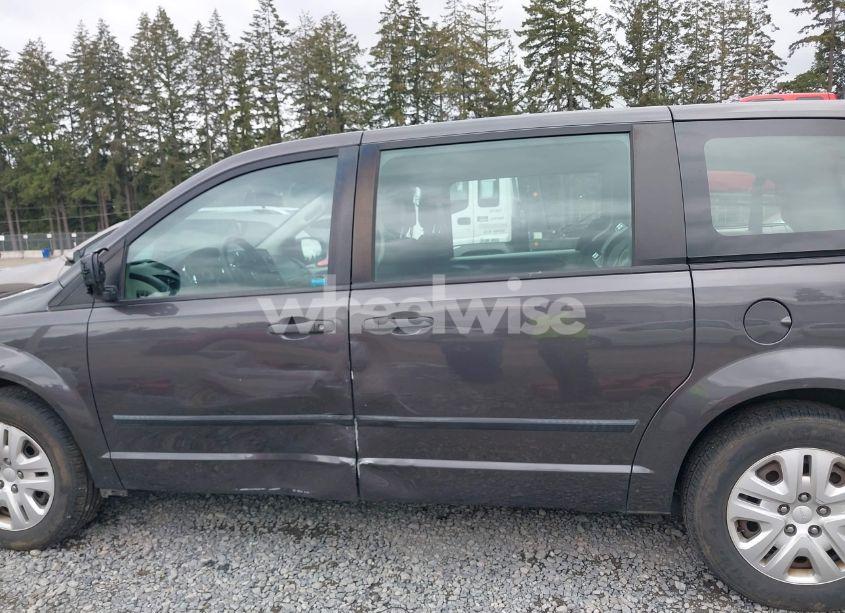 Photo 15 of 2016 Dodge Grand CARAVAN AMERICAN VALUE PKG (VIN 2C4RDGBG9GR116845)