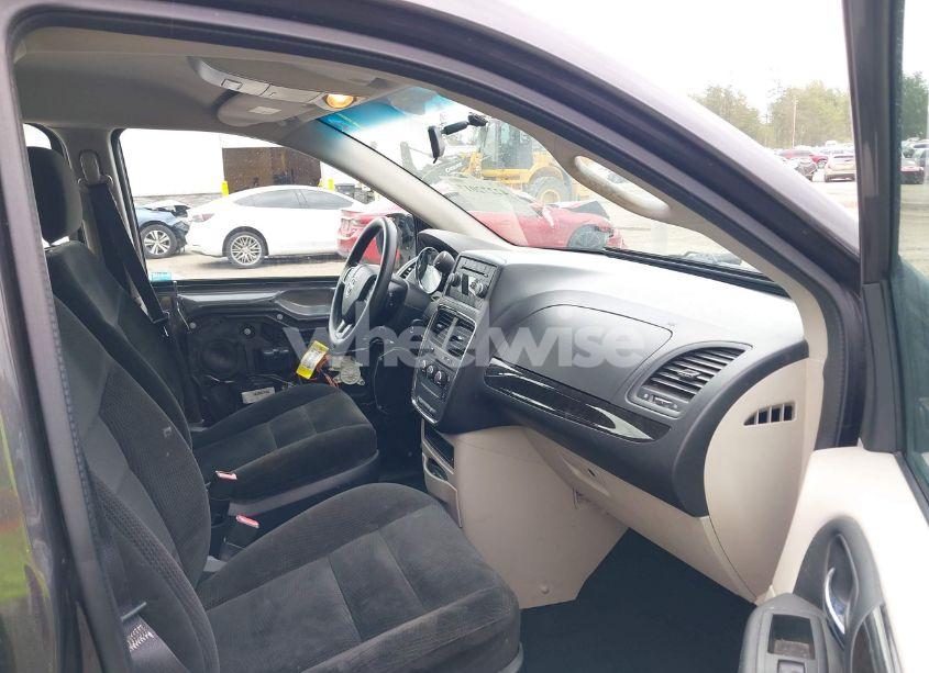 Photo 5 of 2016 Dodge Grand CARAVAN AMERICAN VALUE PKG (VIN 2C4RDGBG9GR116845)