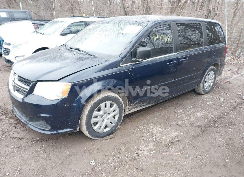 Photo 2 of 2016 Dodge Grand CARAVAN SE (VIN 2C4RDGBG9GR122967)