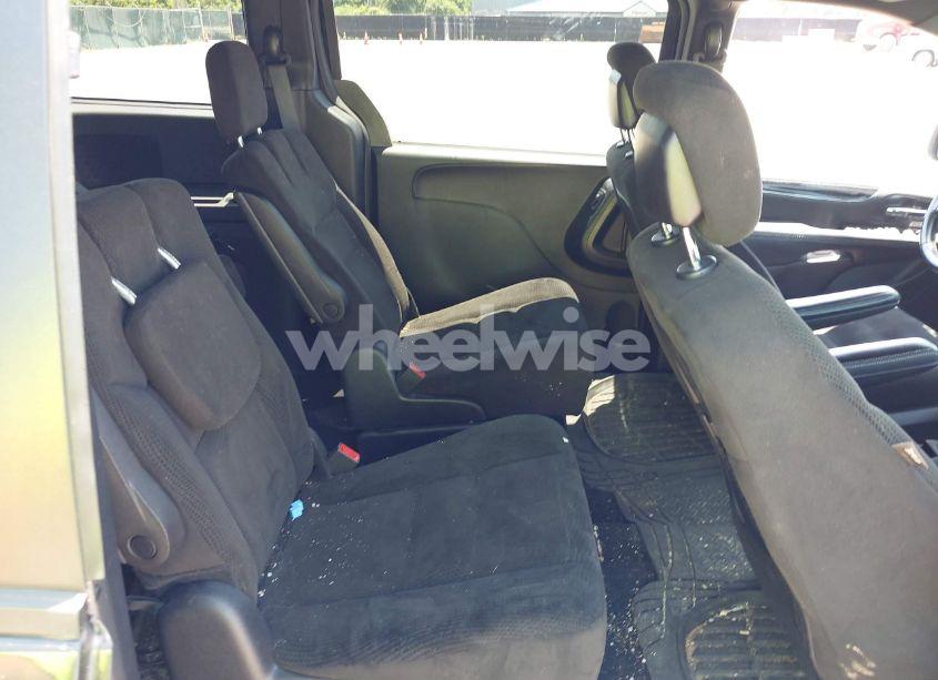 Photo 8 of 2016 Dodge Grand CARAVAN SE PLUS (VIN 2C4RDGBG9GR154852)