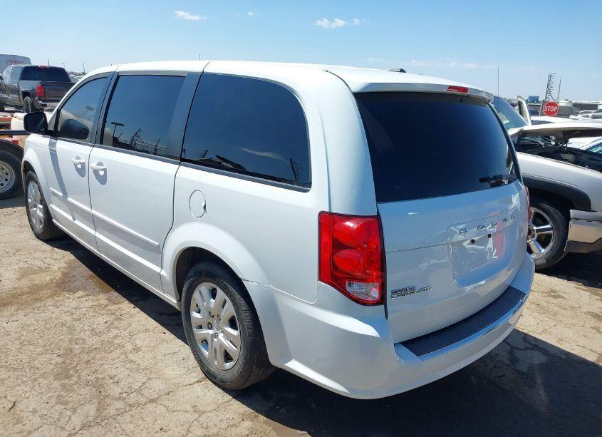 Photo 3 of 2016 Dodge Grand CARAVAN SE (VIN 2C4RDGBG9GR176348)