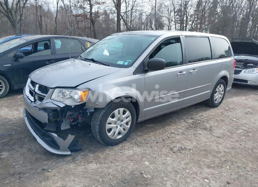Photo 2 of 2016 Dodge Grand CARAVAN SE (VIN 2C4RDGBG9GR191965)