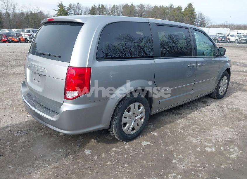 Photo 4 of 2016 Dodge Grand CARAVAN SE (VIN 2C4RDGBG9GR191965)