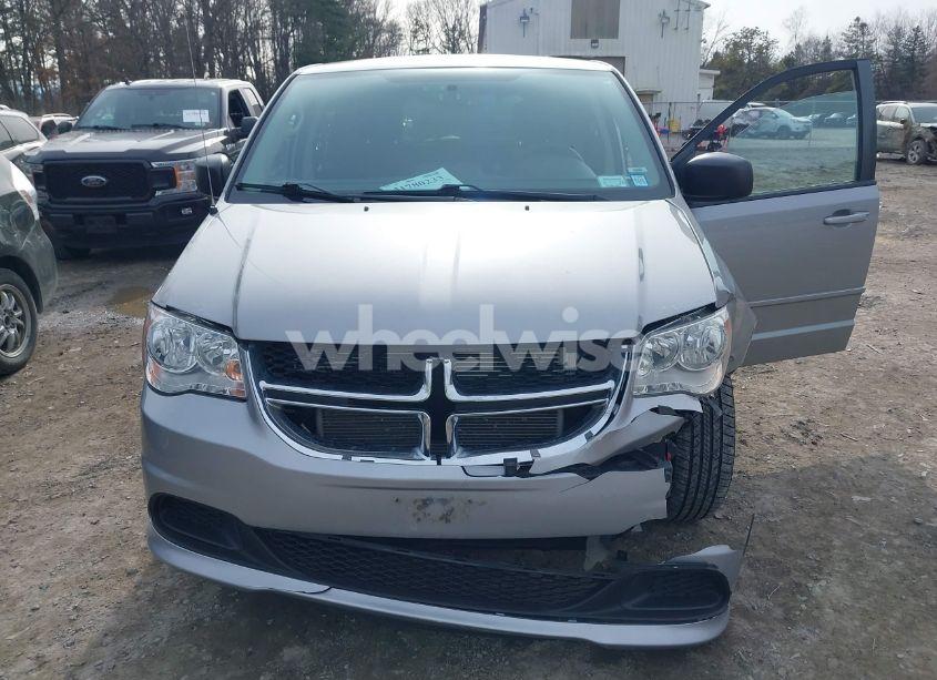 Photo 6 of 2016 Dodge Grand CARAVAN SE (VIN 2C4RDGBG9GR191965)