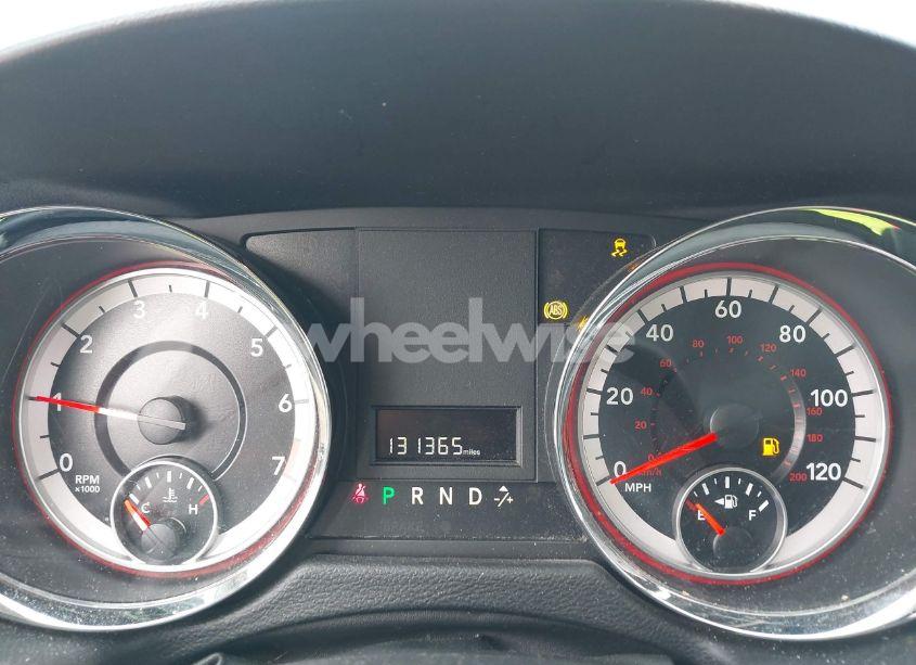 Photo 7 of 2016 Dodge Grand CARAVAN SE (VIN 2C4RDGBG9GR191965)