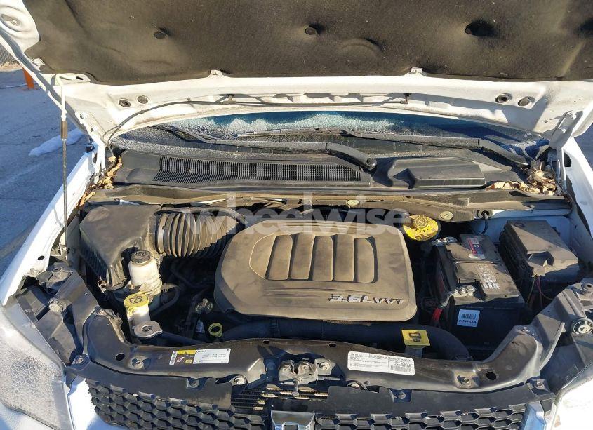 Photo 10 of 2016 Dodge Grand CARAVAN SE (VIN 2C4RDGBG9GR191979)