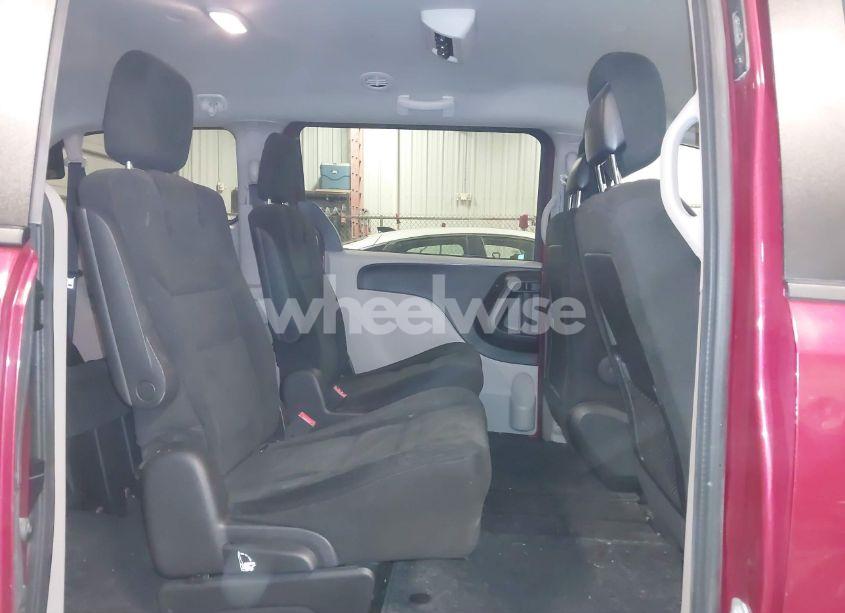 Photo 8 of 2016 Dodge Grand CARAVAN SE (VIN 2C4RDGBG9GR227671)