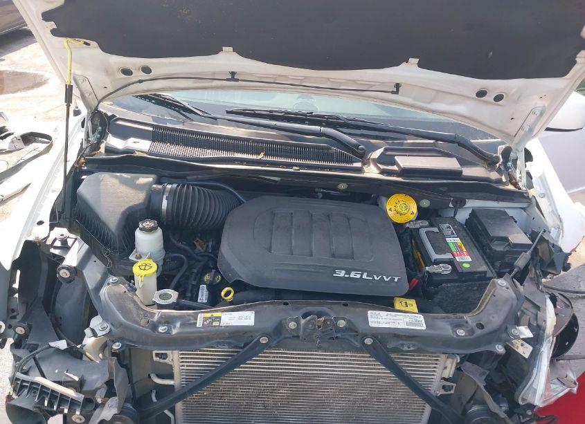 Photo 10 of 2016 Dodge Grand CARAVAN SE PLUS (VIN 2C4RDGBG9GR258984)