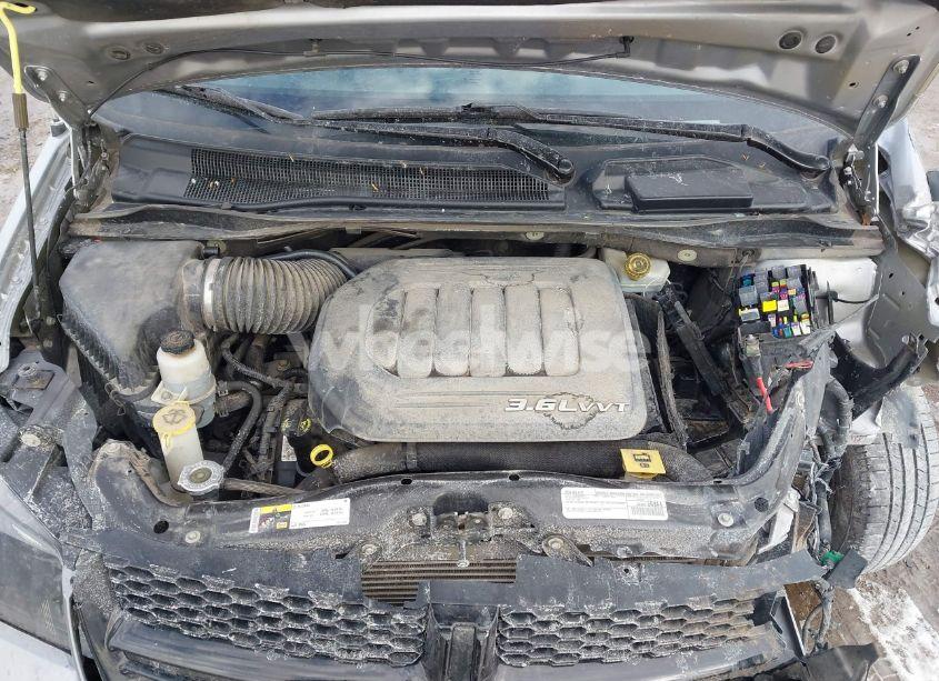 Photo 10 of 2016 Dodge Grand CARAVAN SE PLUS (VIN 2C4RDGBG9GR357837)