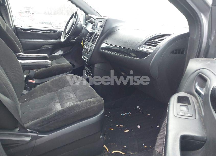 Photo 5 of 2016 Dodge Grand CARAVAN SE PLUS (VIN 2C4RDGBG9GR357837)