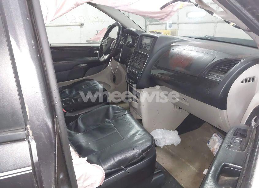 Photo 5 of 2016 Dodge Grand CARAVAN AMERICAN VALUE PKG (VIN 2C4RDGBG9GR359345)